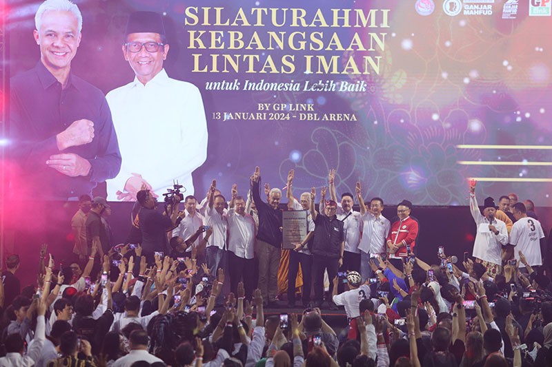 HT Dampingi Ganjar Hadiri Silaturahmi Kebangsaan Lintas Iman di Surabaya - Bagian 1