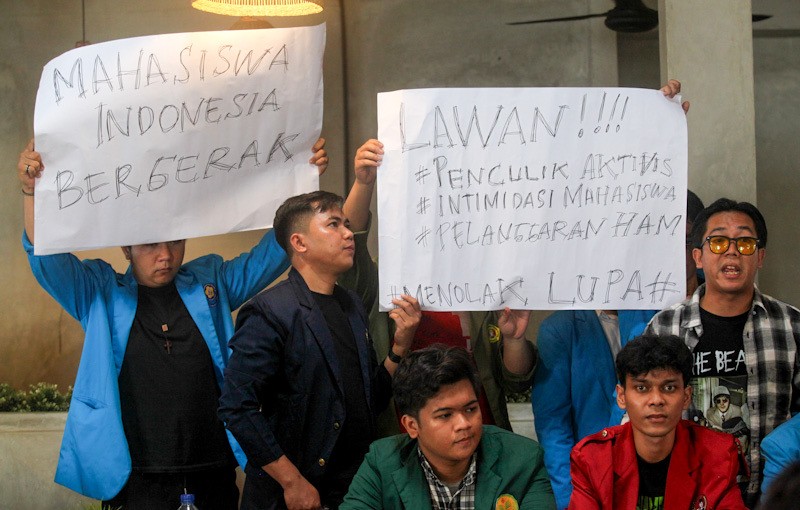 Mahasiswa Tantang Prabowo Debat Soal Kasus Pelanggaran HAM - Bagian 2