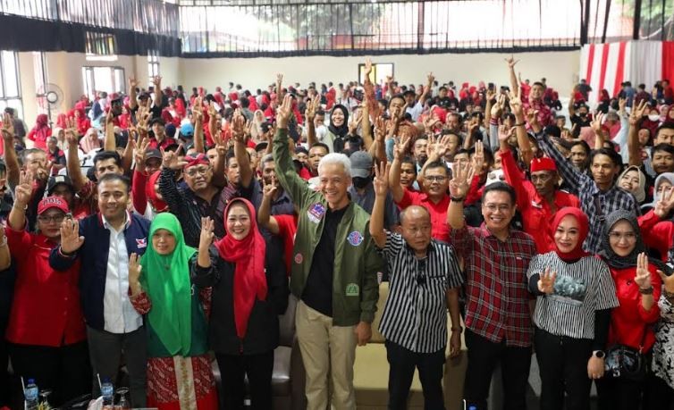 Targetkan Kemenangan 70 Persen di Purbalingga, Ganjar: Saya Tinggal di Sini