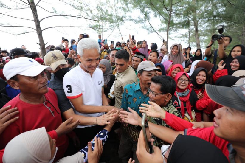 Ganjar Serap Aspirasi Nelayan Pekalongan, Bakal Optimalkan Pendataan untuk Mudahkan Distribusi Bantuan - Bagian 4
