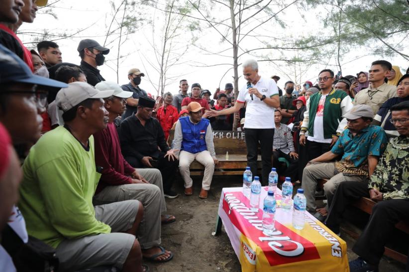 Ganjar Serap Aspirasi Nelayan Pekalongan, Bakal Optimalkan Pendataan untuk Mudahkan Distribusi Bantuan - Bagian 2