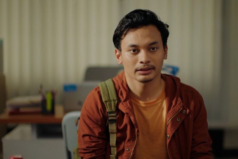 Deretan Aktor Tampan di Vision+ Originals, Bikin Penonton Jatuh Cinta - Bagian 4