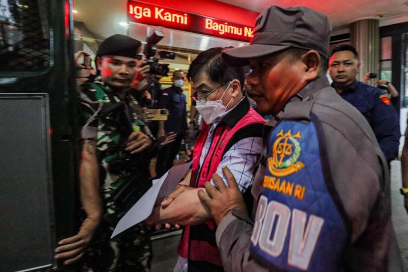 Tampang Crazy Rich Surabaya Budi Said Diborgol, Pakai Rompi Tahanan Kejaksaan  - Bagian 5