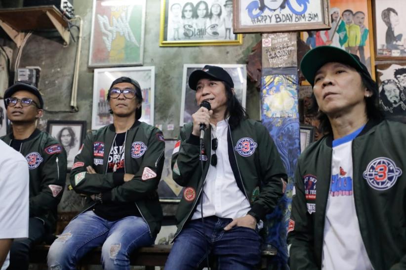 Dukung Ganjar-Mahfud, Abdee Slank Mundur dari Komisaris Telkom - Bagian 1