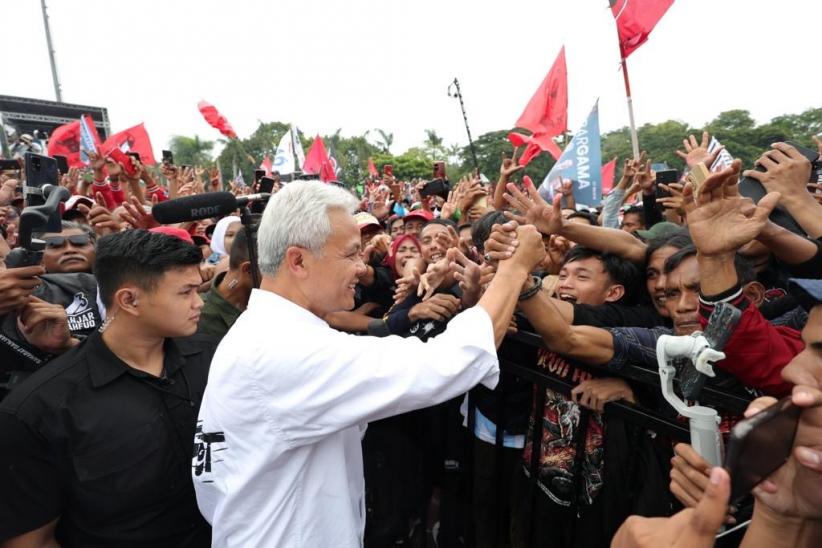 Bakar Semangat Puluhan Ribu Warga Jabar, Ganjar: Kami bersama Rakyat - Bagian 5