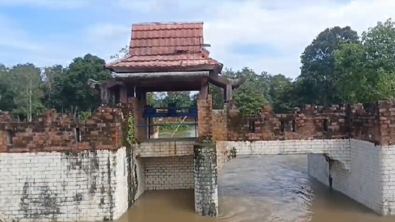 title Situs Percandian Muarojambi Terendam Banjir, 1 Area Terpaksa Ditutup Situs Percandian Muarojambi Terendam Banjir, 1 Area Terpaksa Ditutup