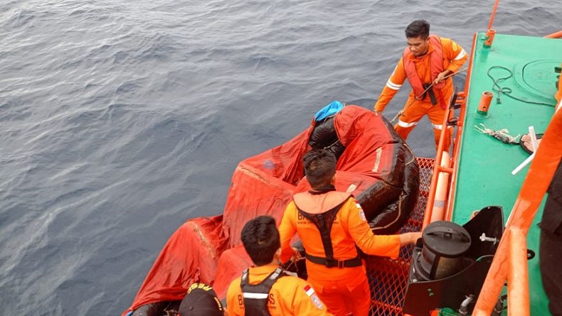 Kapal LCT Bora V Hilang Kontak di Perairan Tagulandang, Bawa 16 Penumpang