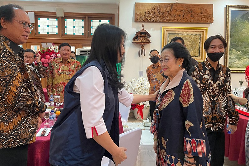 Rayakan Ultah ke-77 Megawati, HT Makan Bareng di Meja Bundar - Bagian 4