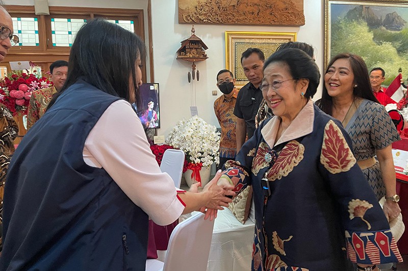 Rayakan Ultah ke-77 Megawati, HT Makan Bareng di Meja Bundar - Bagian 3