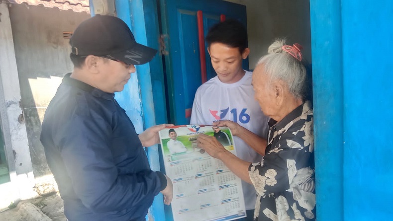 Blusukan Door to Door di Desa Perning Mojokerto, Caleg Boyke Novrizon: Antusiasme Warga ke Partai Perindo Sangat Tinggi