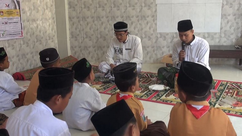 Caleg Perindo M Irfan Kunjungi Ponpes di Jombang, Doa Bersama dan Sholawat Nariyah 4.444 Kali