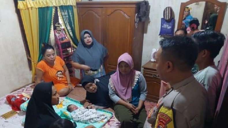 Geger Bayi Hidup Ditemukan Terbungkus Plastik di Area Kantor Lama PTPN VII di Tanggamus