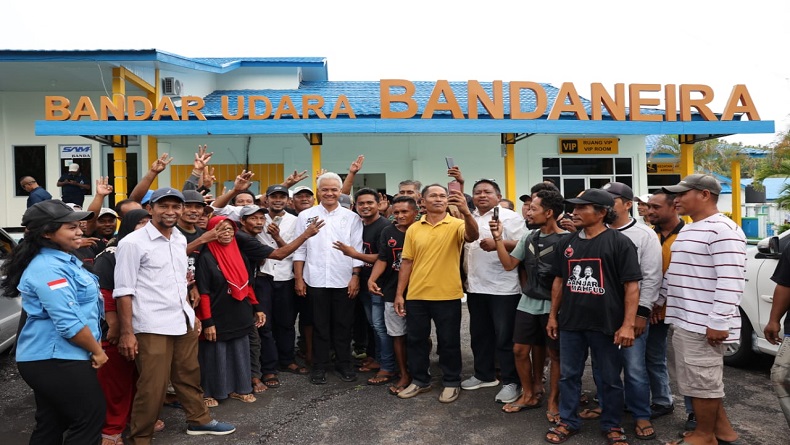 Ganjar Pranowo Komitmen Terapkan Otonomi Asimetris, Bakal Tambah Transportasi di Maluku