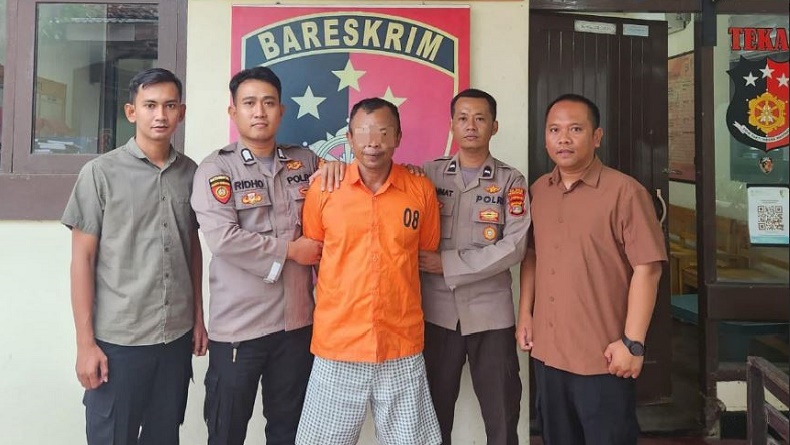 title Pria di Pringsewu Lampung Mengaku Bisa Gandakan Uang, Tipu Korban Rp38 Juta Pria di Pringsewu Lampung Mengaku Bisa Gandakan Uang, Tipu Korban Rp38 Juta