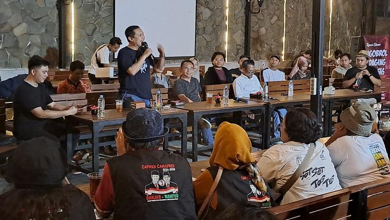 Apresiasi Mahfud MD Mundur dari Menko Polhukam, Denny Siregar: Supaya Tak Bias dalam Kompetisi