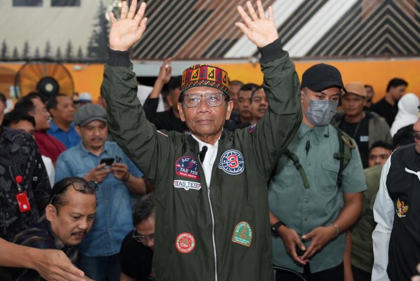 Tabrak Prof di Aceh, Mahfud Bicara Perpanjangan Dana Otsus untuk Kemajuan Pembangunan - Bagian 4