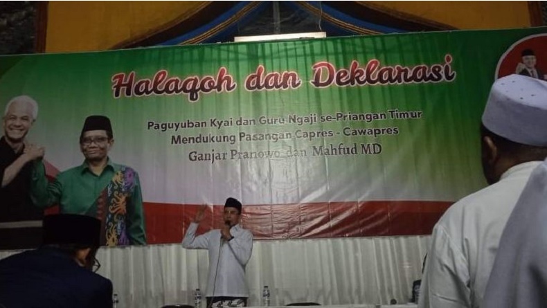 Ribuan Kiai-Guru Ngaji se-Priangan Timur di Garut Deklarasi Dukungan Ganjar-Mahfud