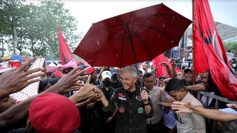 Kampanye di Tuban, Ganjar Sampaikan Solusi Jaga Stabilitas Harga  agar Daya Beli Meningkat