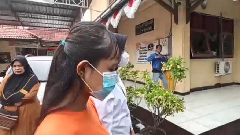 Perempuan di Kendal Teror 400 Orderan Fiktif ke Mantan Tunangan, Ada Motor hingga Sedot WC