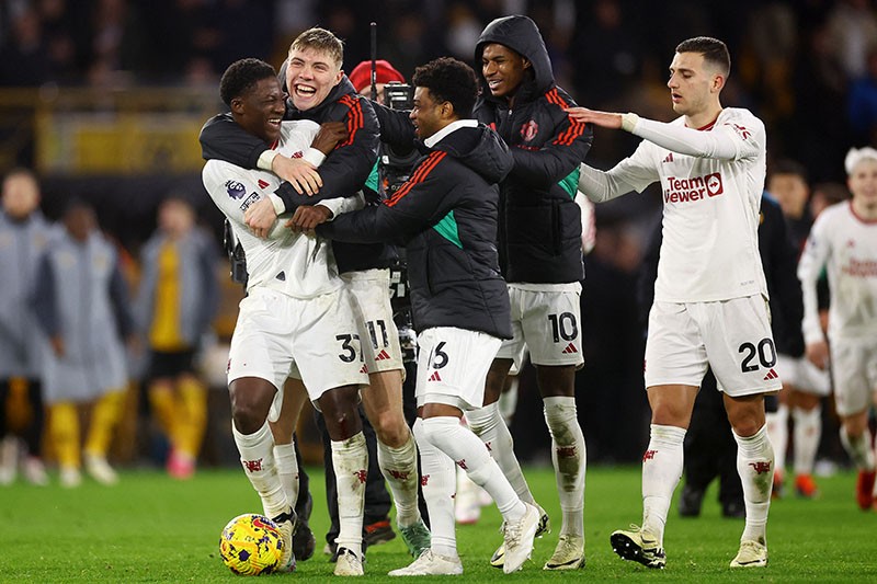 Ekspresi Pemain Manchester United Susah Payah Bungkam Wolves - Bagian 3