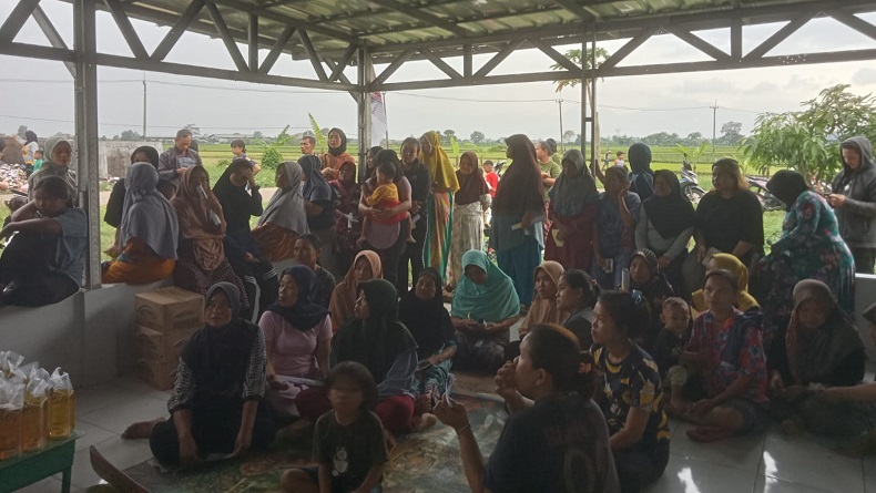 Jarang Didatangi Kader Partai, Warga Kampung Cipanileman Senang Dikunjungi Caleg Partai Perindo