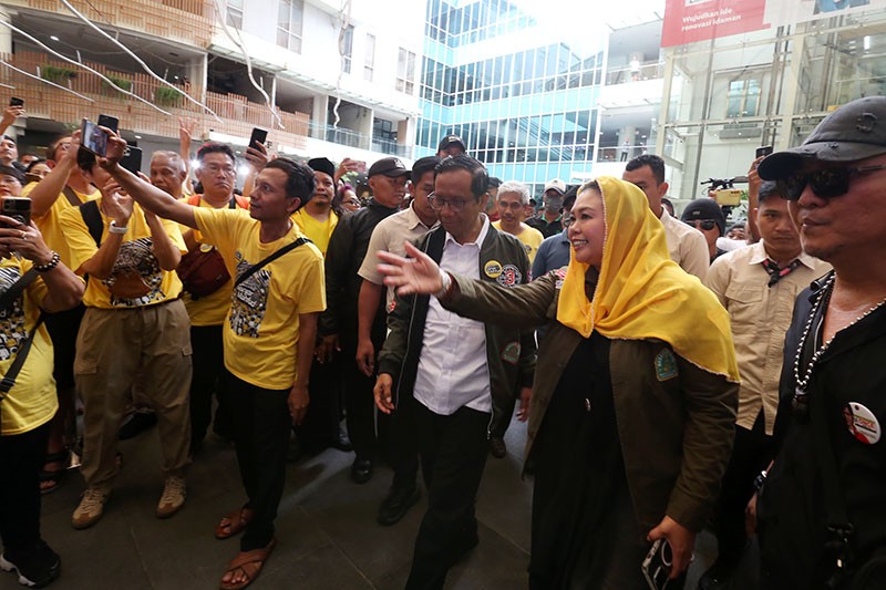 Alumni UI Sepakat Dukung Ganjar-Mahfud Jaga Demokrasi Indonesia - Bagian 7