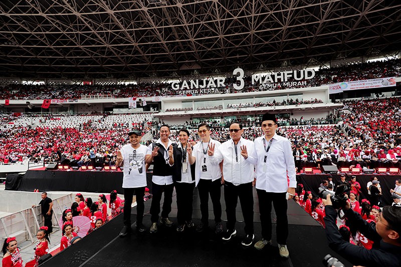 Momen HT bersama Ketum Parpol Pendukung Ganjar-Mahfud Salam 3 Jari - Bagian 5