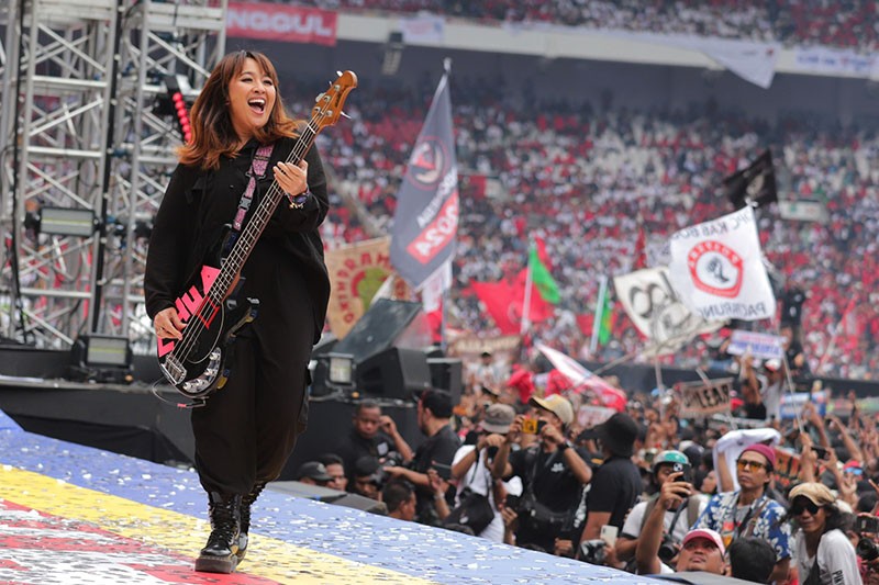 Slank dan Kotak Bakar Semangat Ratusan Ribu Pendukung Ganjar-Mahfud - Bagian 5