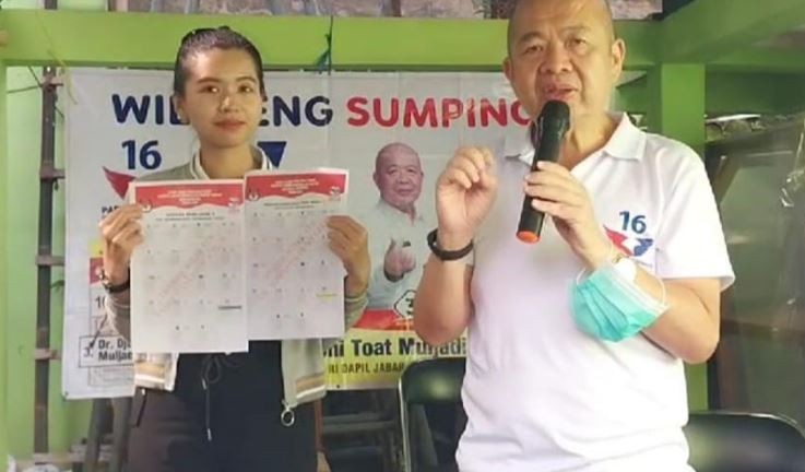 Tebus Murah Migor di Bandung, Caleg Perindo: Ingat Nomor 3 Djoni Toat, Partai Perindo 16