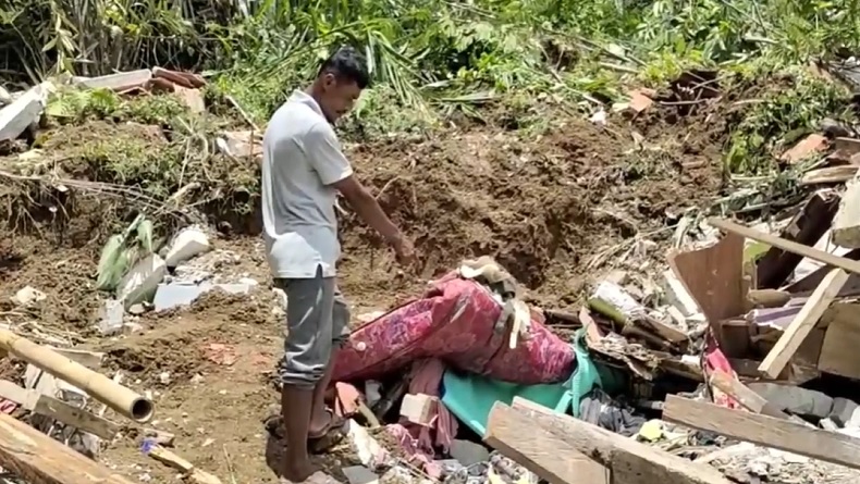 Longsor di Cilacap, 1 Orang Tewas Tertimbun