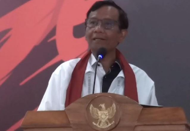 Tabrak Prof di Malang, Mahfud MD Minta Masyarakat Cermati Rekam Jejak Capres