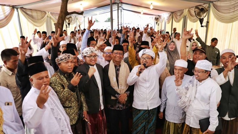 Kiai dan Alim Ulama se-Jatim Deklarasi Dukung Ganjar-Mahfud, Pasangan Lahir dari Rahim Rakyat