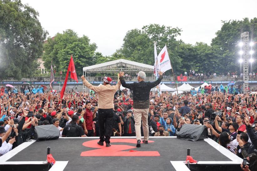Pesan Ganjar Pranowo ke Warga Solo: Datang ke TPS, Coblos Nomor 3! - Bagian 2