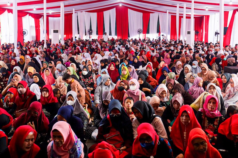 Megawati Soekarnoputri Hadiri Isra Miraj dan Tasyakuran Anugerah Zayed Award 2024 - Bagian 4