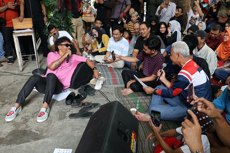 Ganjar Habiskan Sore Bareng Slank dan Anak Muda Semarang: Biar Tenang di Masa Tenang - Bagian 2