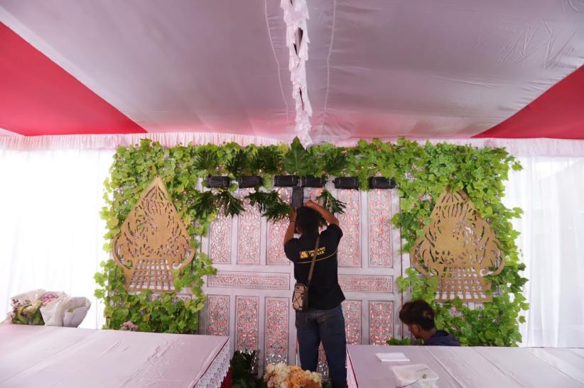 Suasana TPS 11 Lokasi Ganjar dan Keluarga Nyoblos - Bagian 2