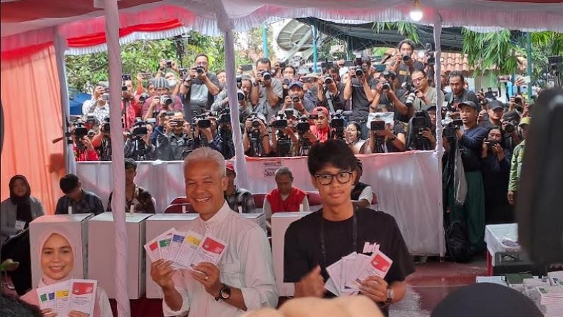 Cerita Ganjar usai Pencoblosan: Saya Lihat Ada Rambut Putih, Saya Coblos