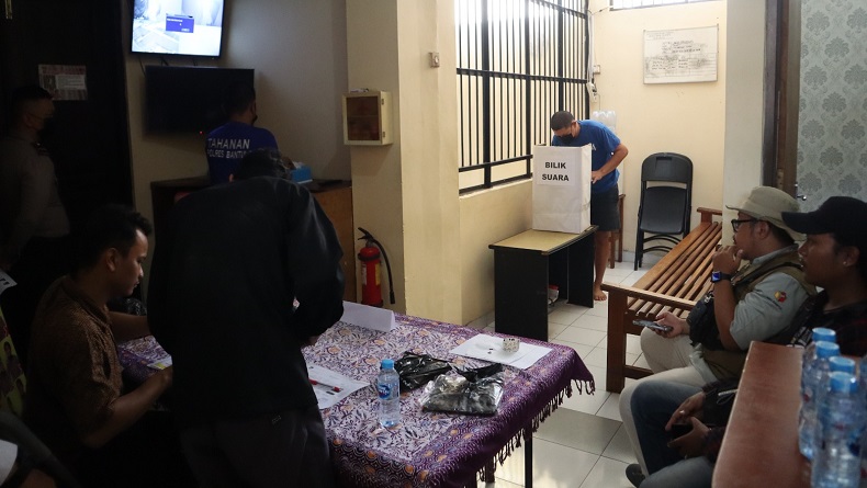 Nyoblos di Tahanan, Begini Cerita Gembira 2 Napi Polres Bantul