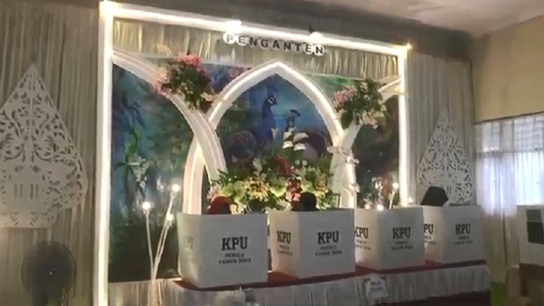 TPS Unik di Grobogan Bak Pesta Pernikahan, Warga Nyoblos Berasa Kondangan