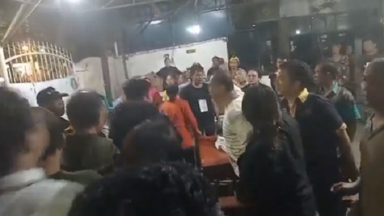 KPPS Dituduh Curang, Perhitungan Surat Suara di Medan Ricuh