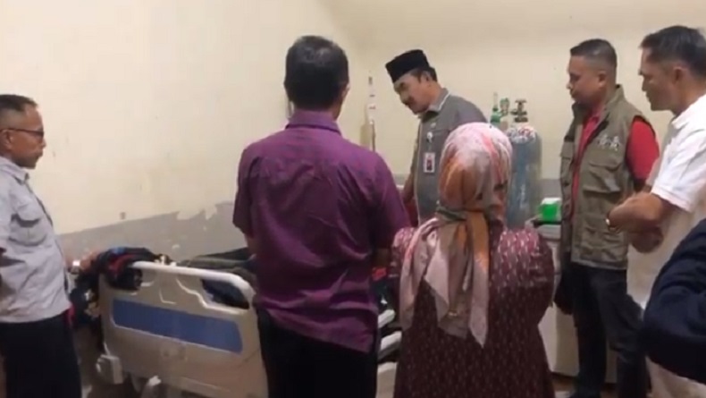 title Puluhan Petugas KPPS di Kerinci Tumbang, 1 Dirujuk ke Rumah Sakit Puluhan Petugas KPPS di Kerinci Tumbang, 1 Dirujuk ke Rumah Sakit