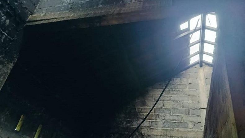 title HP Meledak saat Dicas di Atas Kasur, Rumah Warga Gunungkidul Nyaris Ludes Terbakar HP Meledak saat Dicas di Atas Kasur, Rumah Warga Gunungkidul Nyaris Ludes Terbakar