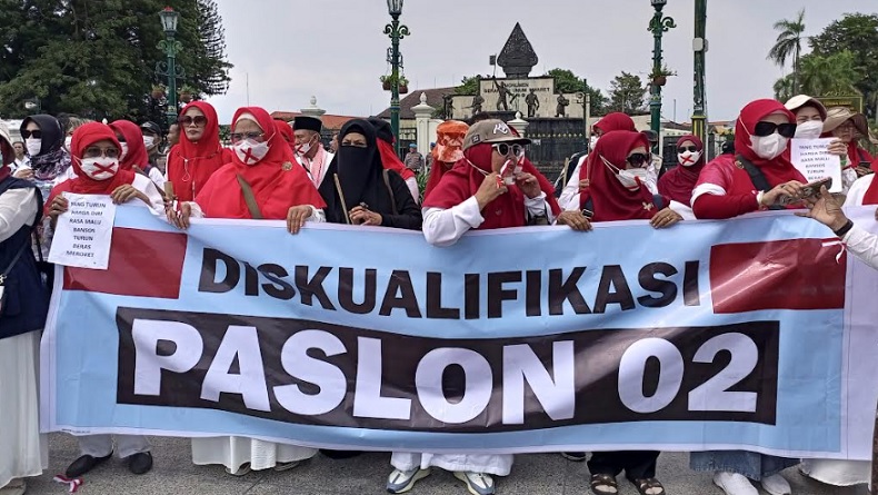 Demonstran Datangi Gedung Kepresidenan Yogyakarta, Ultimatum Jokowi Mundur atau Dimundurkan
