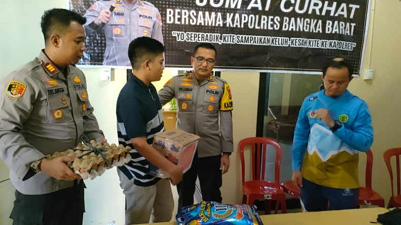 Kapolres Bangka Barat Santuni Keluarga Anggota KKPS yang Meninggal