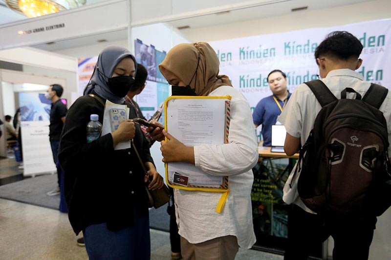 Para Pencari Kerja Serbu Mega Career Expo Jakarta 2024 - Bagian 5