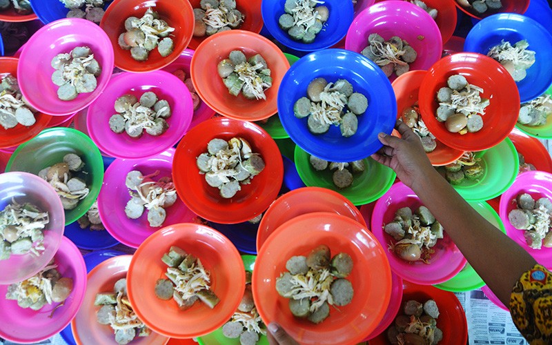 Tradisi Makan Lontong Cap Go Meh di Semarang - Bagian 1