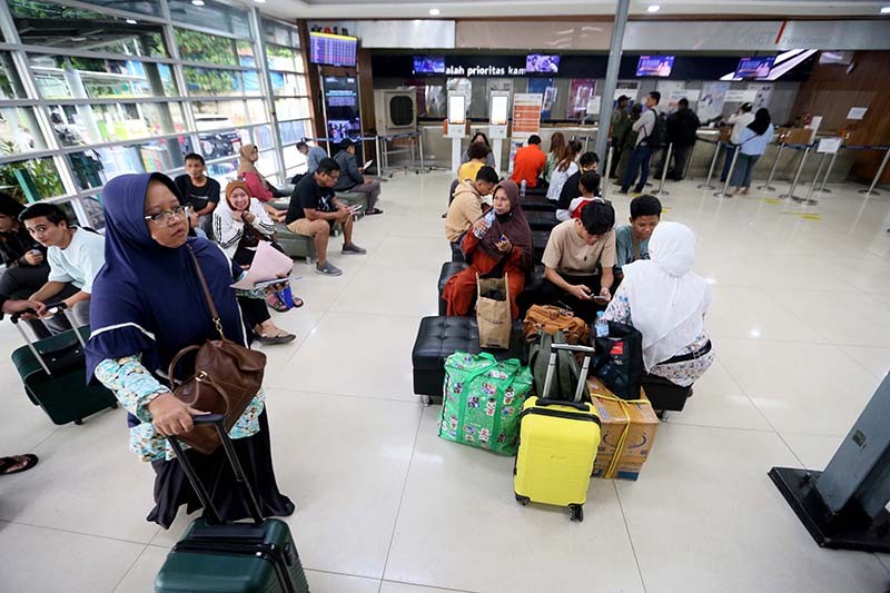 Ratusan Ribu Tiket Kereta Api untuk Lebaran 2024 Ludes Terjual - Bagian 2