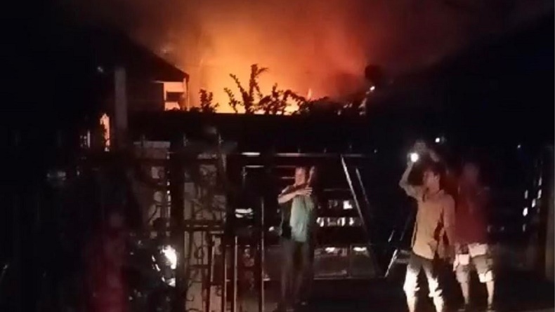 Kebakaran Mes Karyawan SPBU Lubuk Tanjung, 1 Orang Tewas Terjebak Kobaran Api