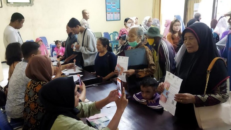 Bansos PKH 2024 Cair, 4.693 Warga Malang Terima Bantuan Duit Tunai
