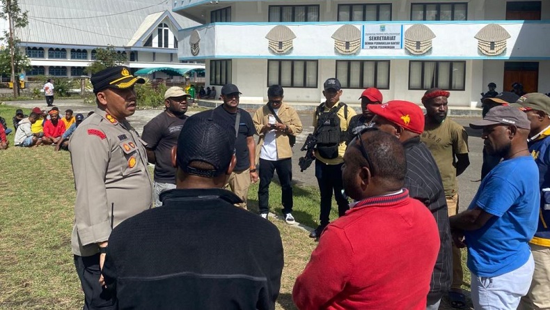 Komisioner KPU Jayawijaya Dianiaya Sekelompok Warga saat Rapat Pleno di DPRD